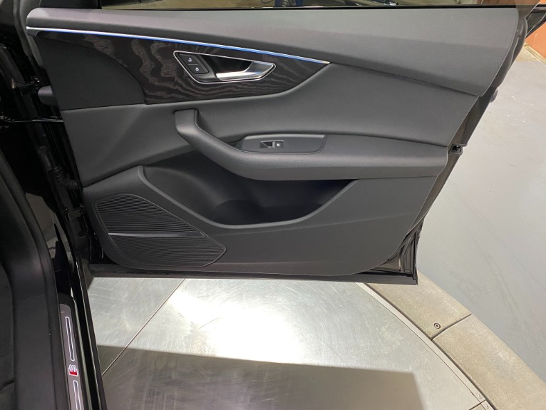 Used-2019-Audi-Q8-30T-quattro-Premium-Plus