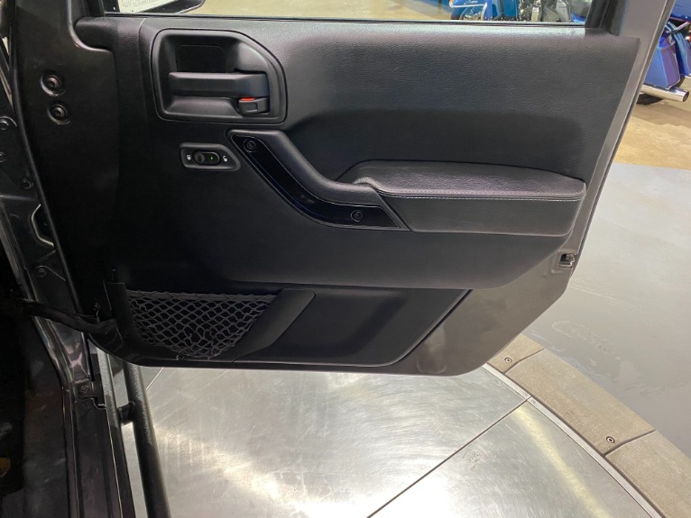 Used-2017-Jeep-Wrangler-Unlimited-Winter-Edition-4X4