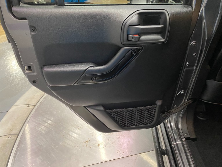 Used-2017-Jeep-Wrangler-Unlimited-Winter-Edition-4X4