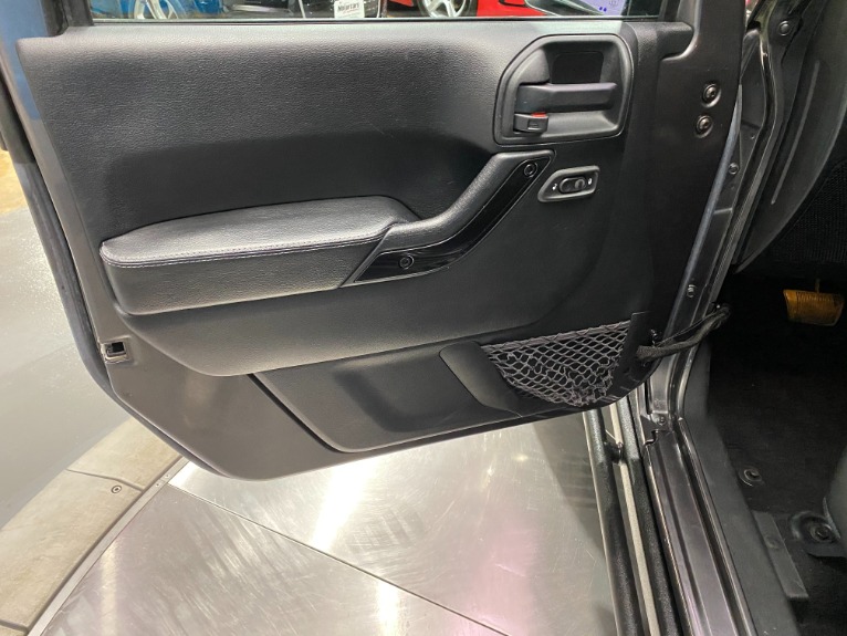Used-2017-Jeep-Wrangler-Unlimited-Winter-Edition-4X4