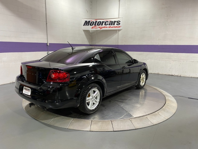 Used-2014-Dodge-Avenger-SXT-FWD