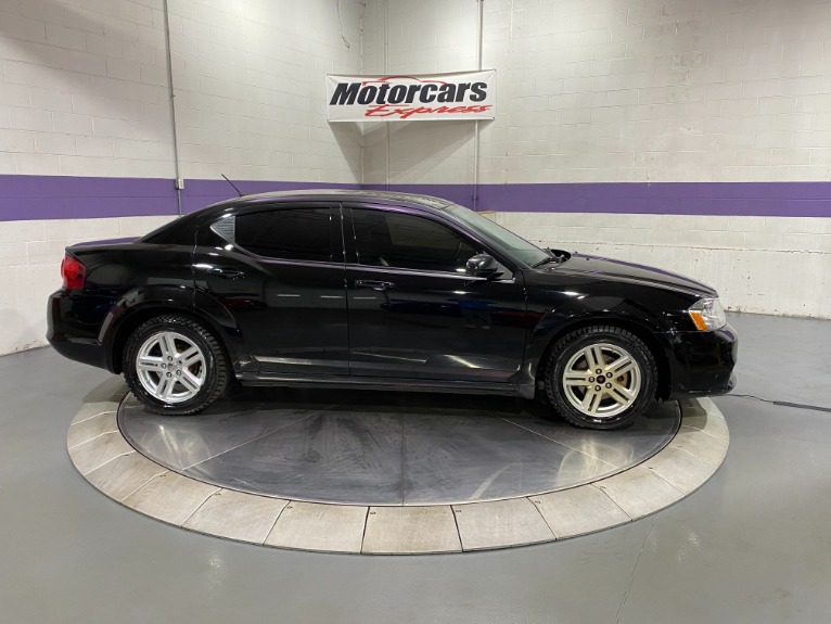 Used-2014-Dodge-Avenger-SXT-FWD