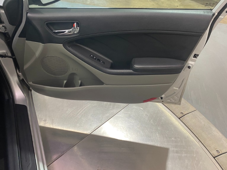Used-2015-Kia-Forte-LX