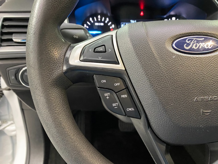 Used-2015-Ford-Fusion-SE-FWD