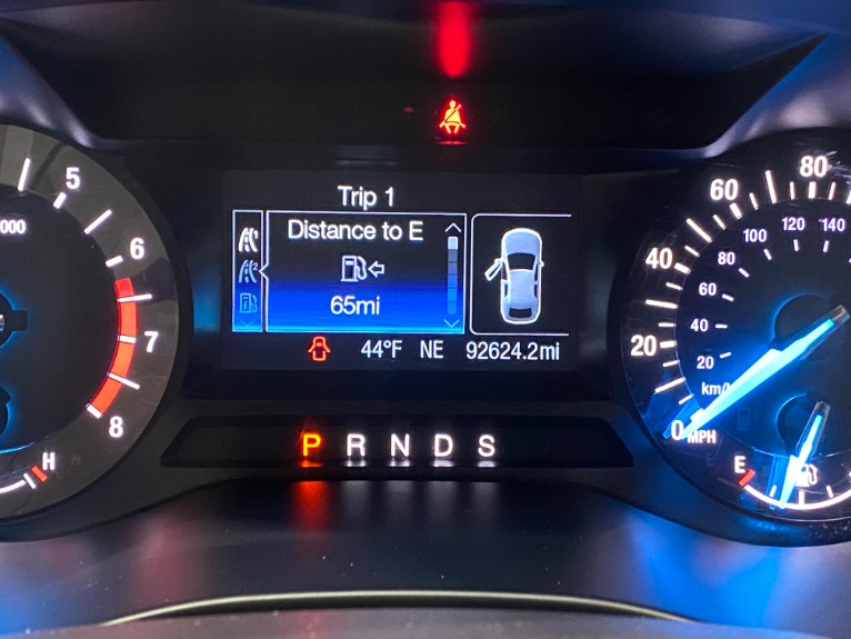 Used-2015-Ford-Fusion-SE-FWD