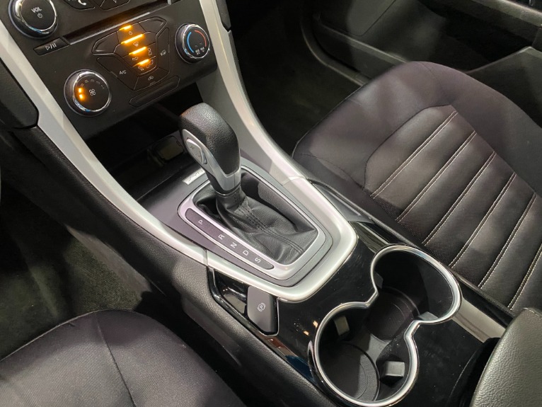 Used-2015-Ford-Fusion-SE-FWD