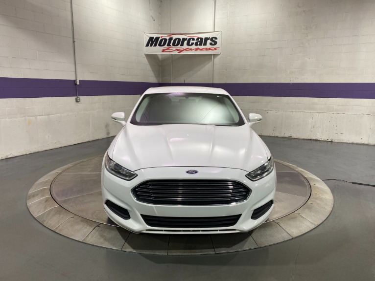 Used-2015-Ford-Fusion-SE-FWD