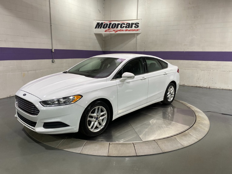 Used-2015-Ford-Fusion-SE-FWD