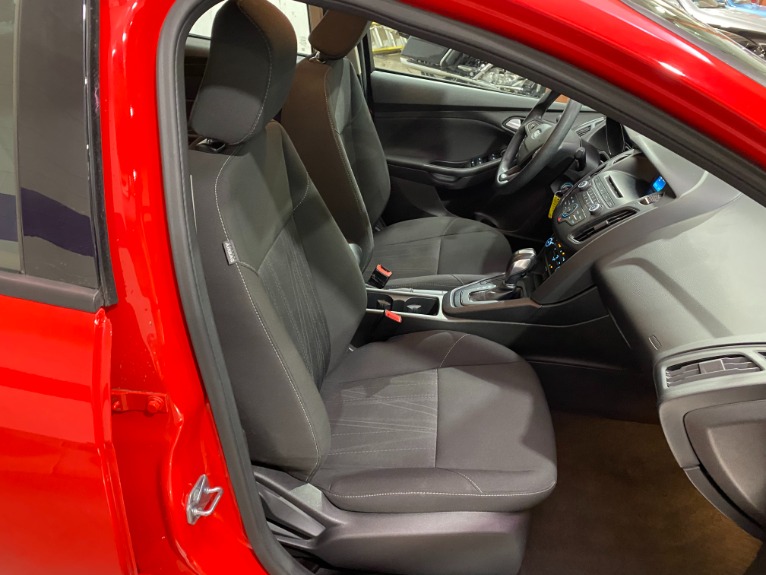 Used-2016-Ford-Focus-SE-FWD