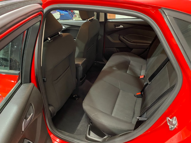 Used-2016-Ford-Focus-SE-FWD