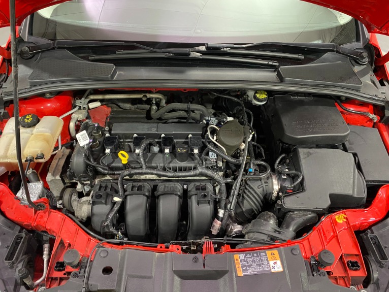 Used-2016-Ford-Focus-SE-FWD