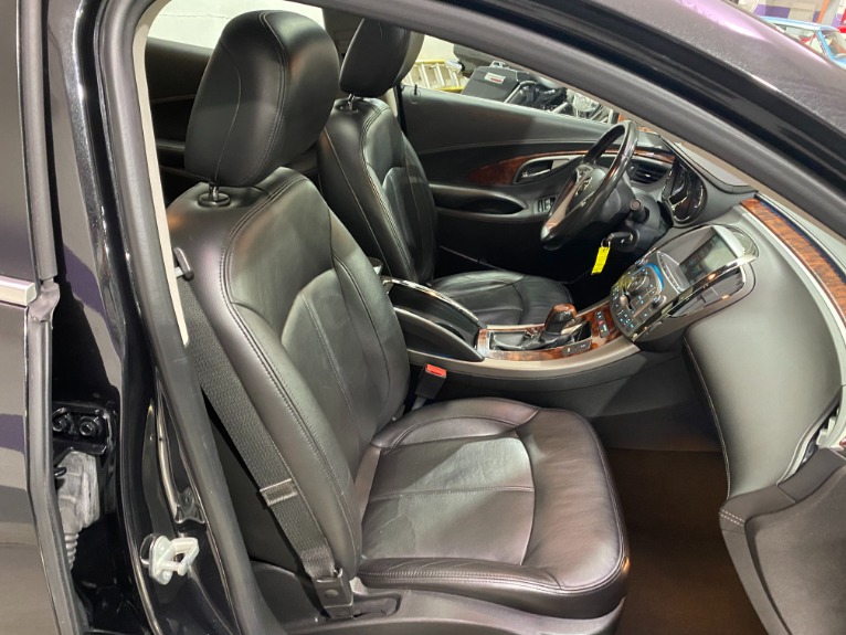 Used-2013-Buick-LaCrosse-Leather-FWD