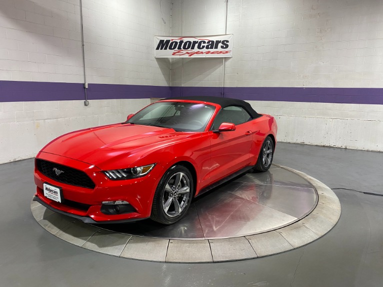 Used-2017-Ford-Mustang-Convertible-V6-RWD-Manual