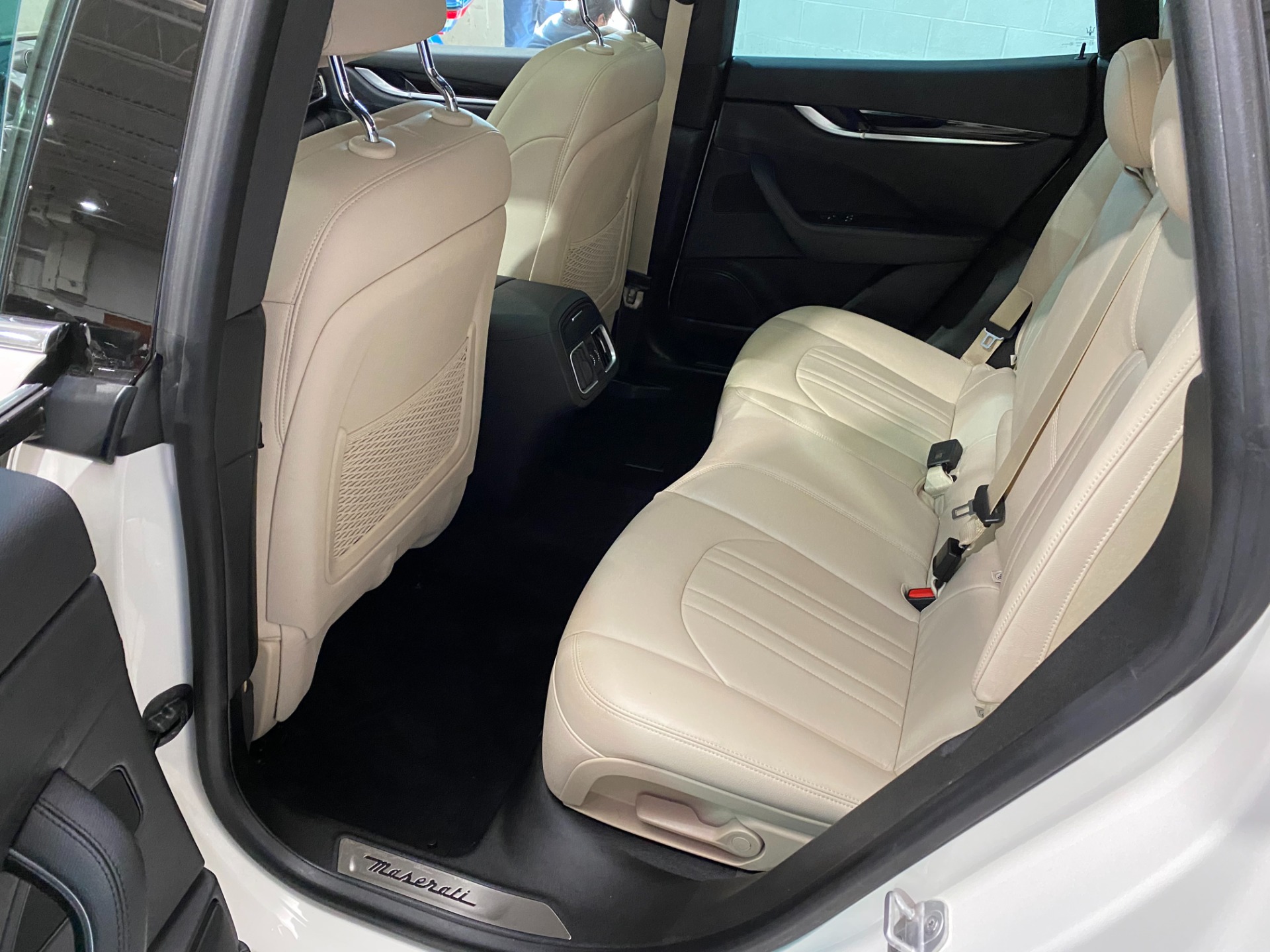 Used-2017-Maserati-Levante-AWD