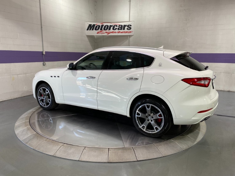 Used-2017-Maserati-Levante-AWD