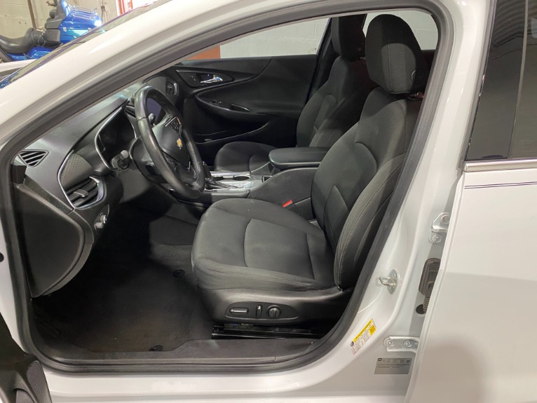 Used-2016-Chevrolet-Malibu-LT-FWD
