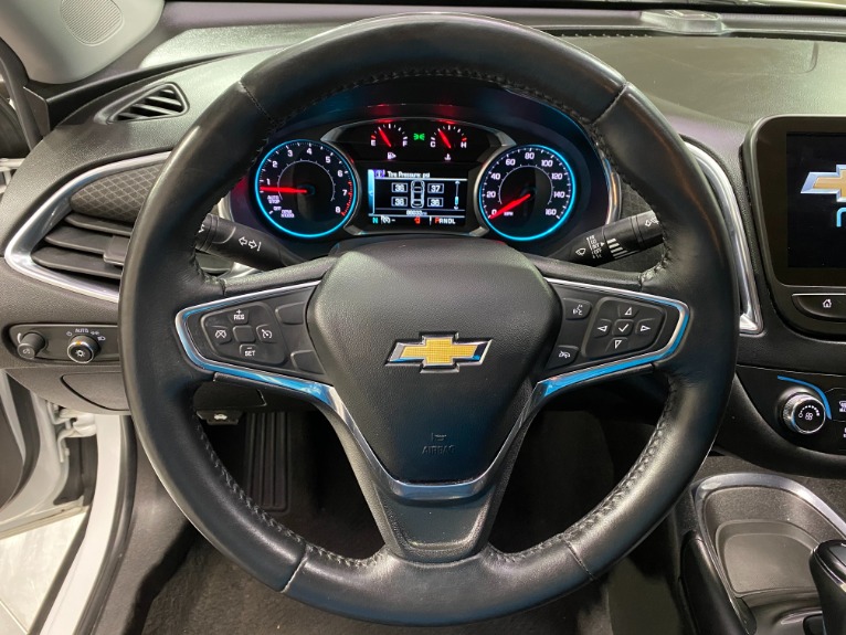 Used-2016-Chevrolet-Malibu-LT-FWD