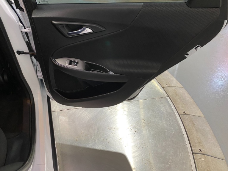 Used-2016-Chevrolet-Malibu-LT-FWD