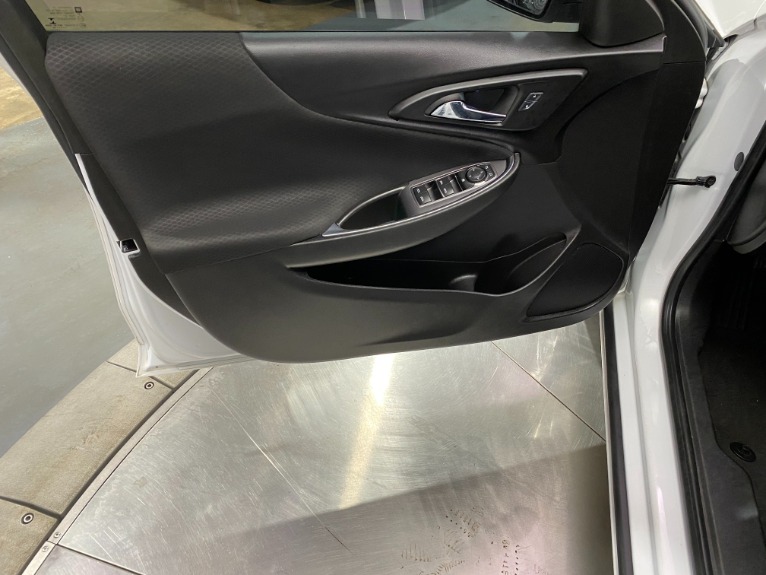 Used-2016-Chevrolet-Malibu-LT-FWD