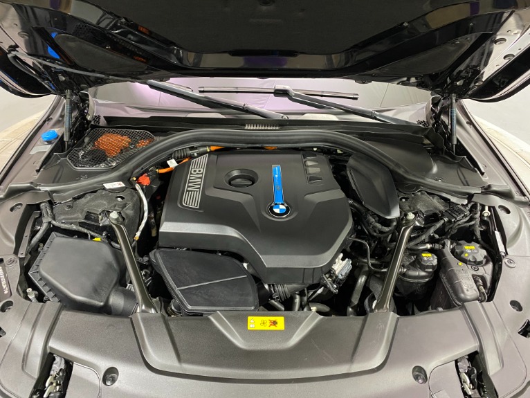 Used-2018-BMW-7-Series-740e-xDrive-iPerformance
