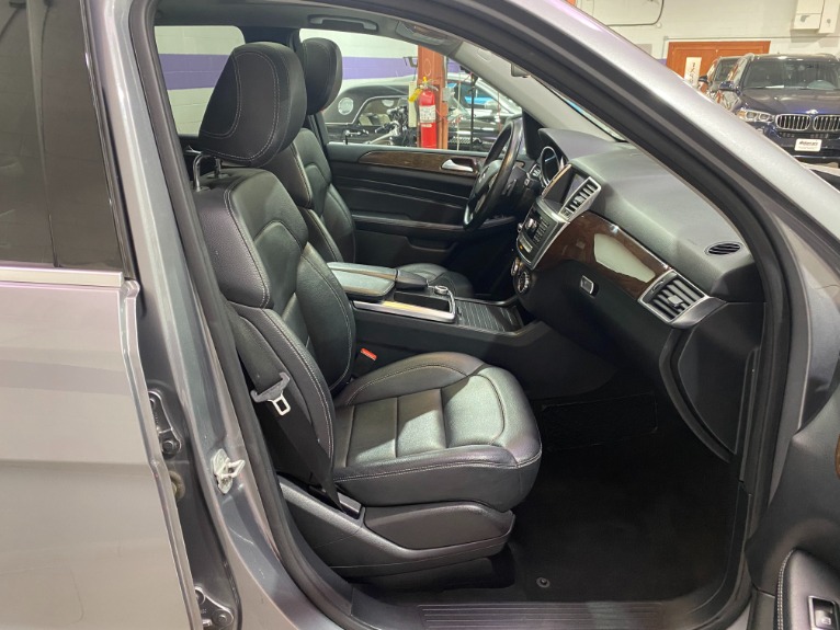Used-2012-Mercedes-Benz-M-Class-ML-350