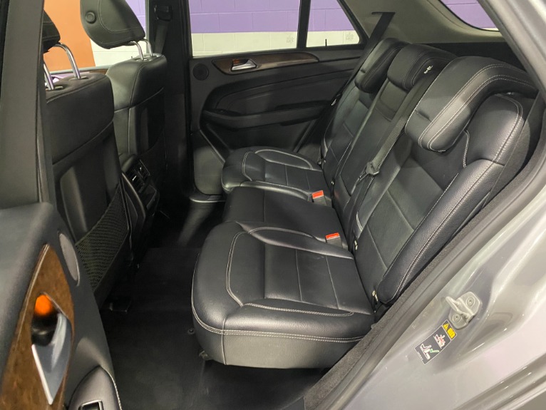 Used-2012-Mercedes-Benz-M-Class-ML-350