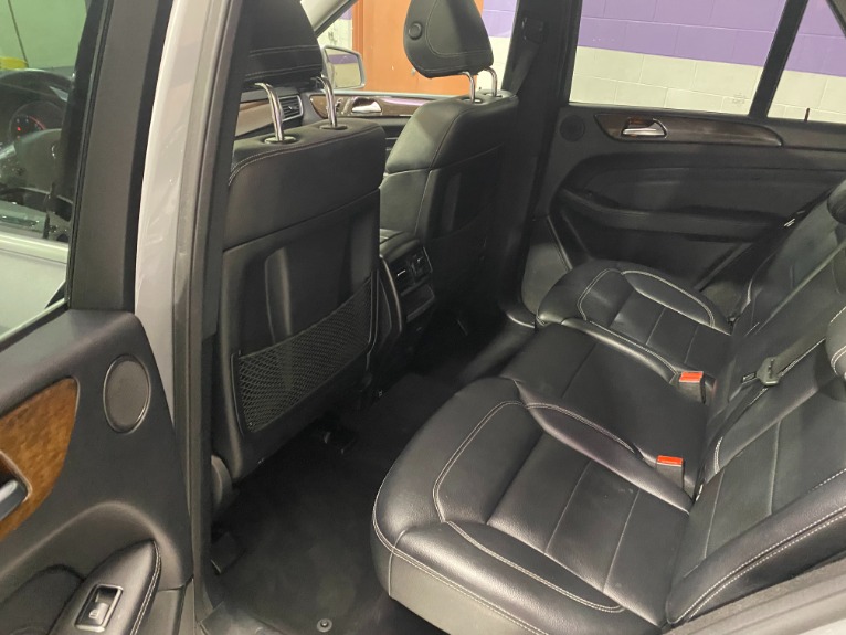 Used-2012-Mercedes-Benz-M-Class-ML-350