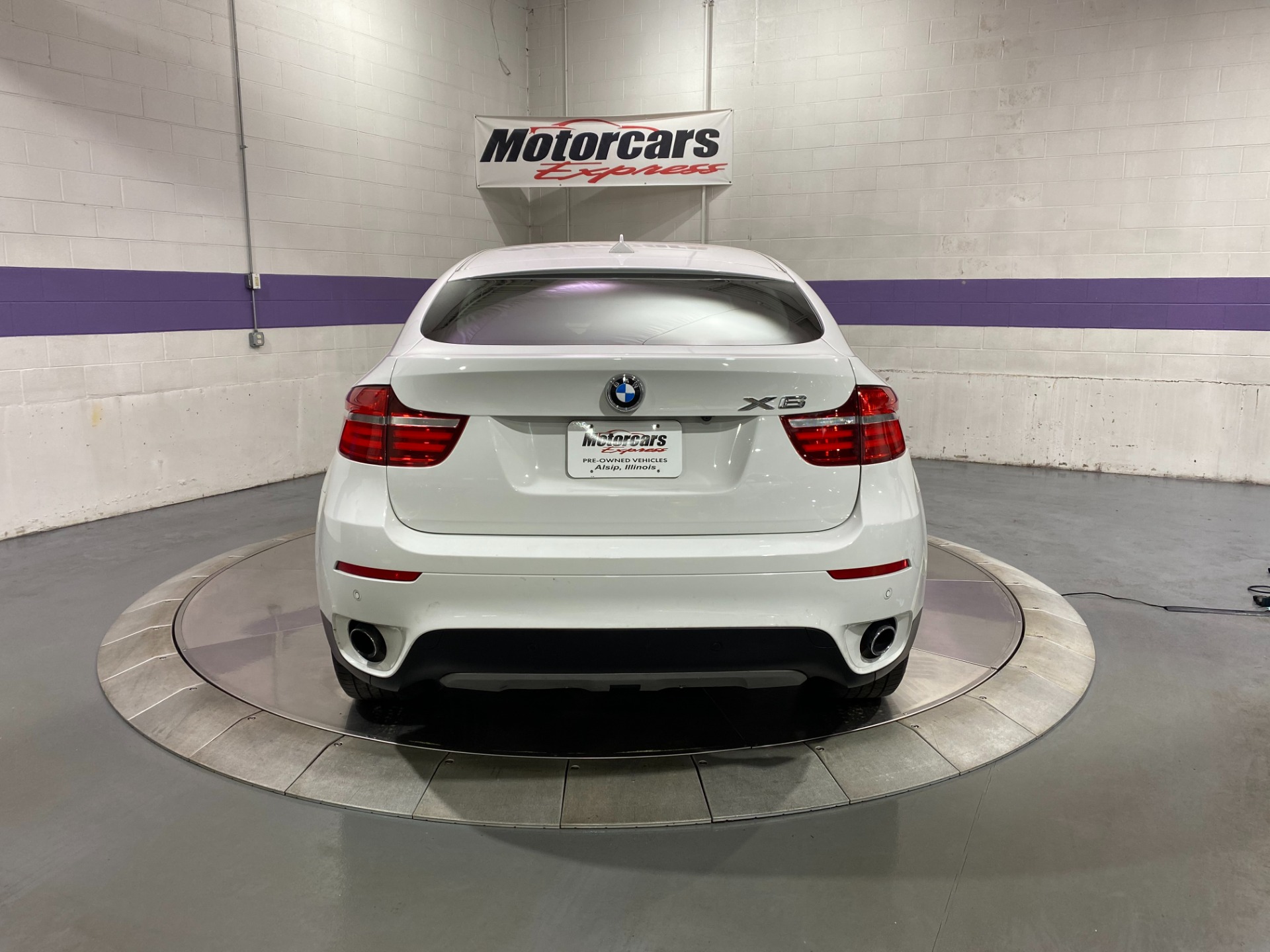 Used-2014-BMW-X6-xDrive35i