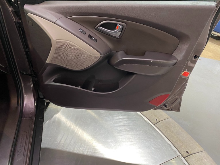 Used-2014-Hyundai-Tucson-SE-AWD