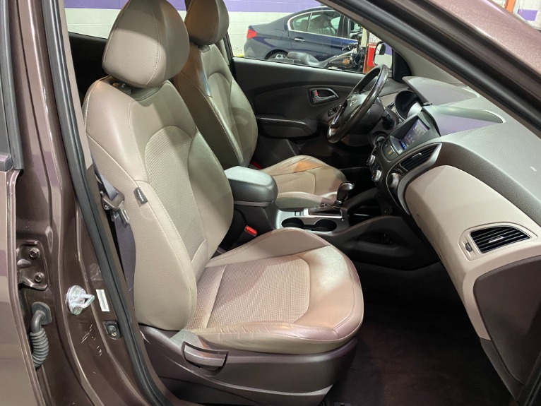 Used-2014-Hyundai-Tucson-SE-AWD
