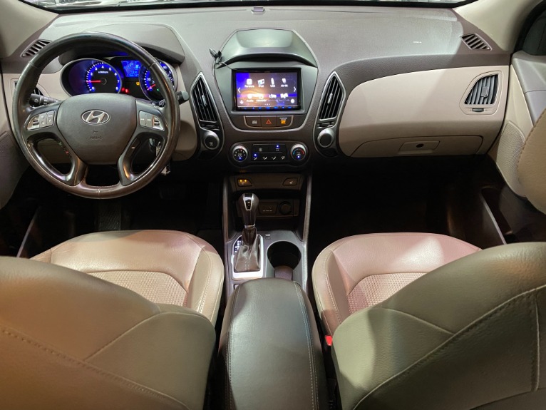Used-2014-Hyundai-Tucson-SE-AWD