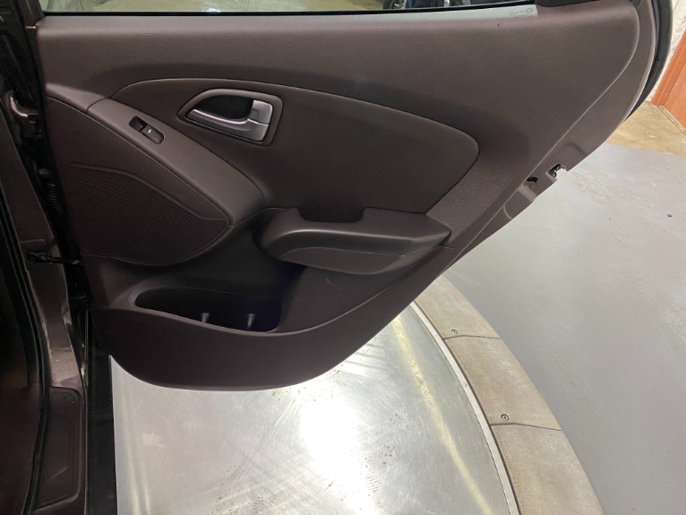 Used-2014-Hyundai-Tucson-SE-AWD