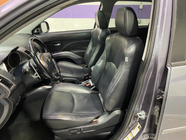 Used-2008-Mitsubishi-Outlander-XLS-AWD