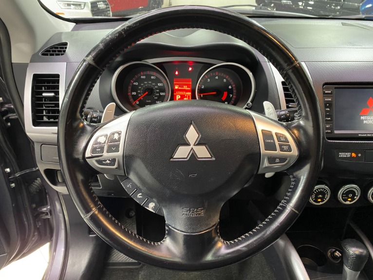 Used-2008-Mitsubishi-Outlander-XLS-AWD