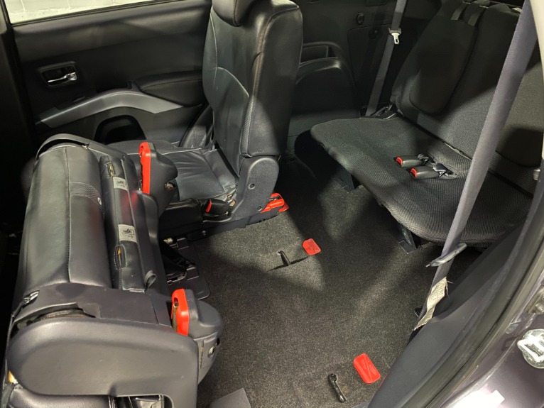 Used-2008-Mitsubishi-Outlander-XLS-AWD