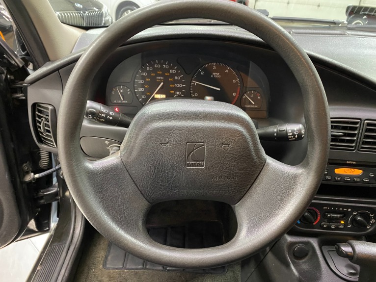 Used-2002-Saturn-S-Series-SL1