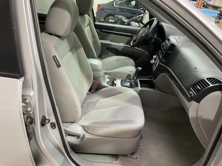 Used-2007-Hyundai-Santa-Fe-SE
