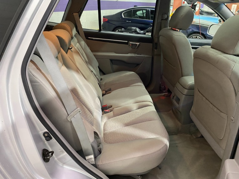 Used-2007-Hyundai-Santa-Fe-SE