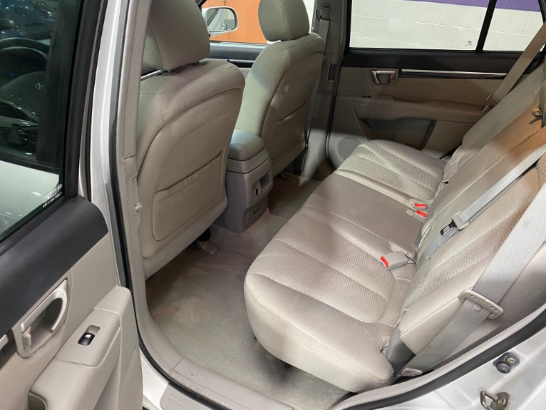 Used-2007-Hyundai-Santa-Fe-SE