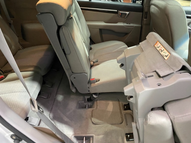Used-2007-Hyundai-Santa-Fe-SE