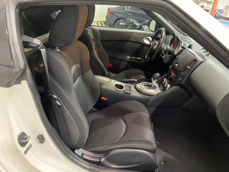 Used-2011-Nissan-370Z-Touring-RWD