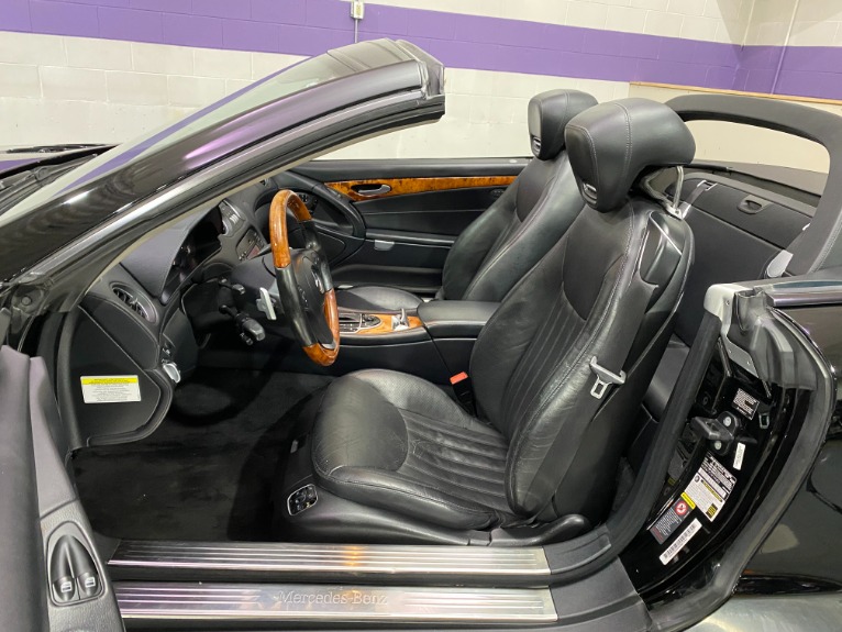 Used-2009-Mercedes-Benz-SL-Class-SL-550-Convertible-RWD