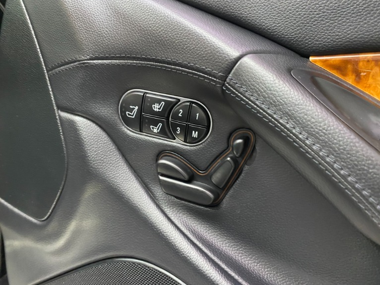 Used-2009-Mercedes-Benz-SL-Class-SL-550-Convertible-RWD