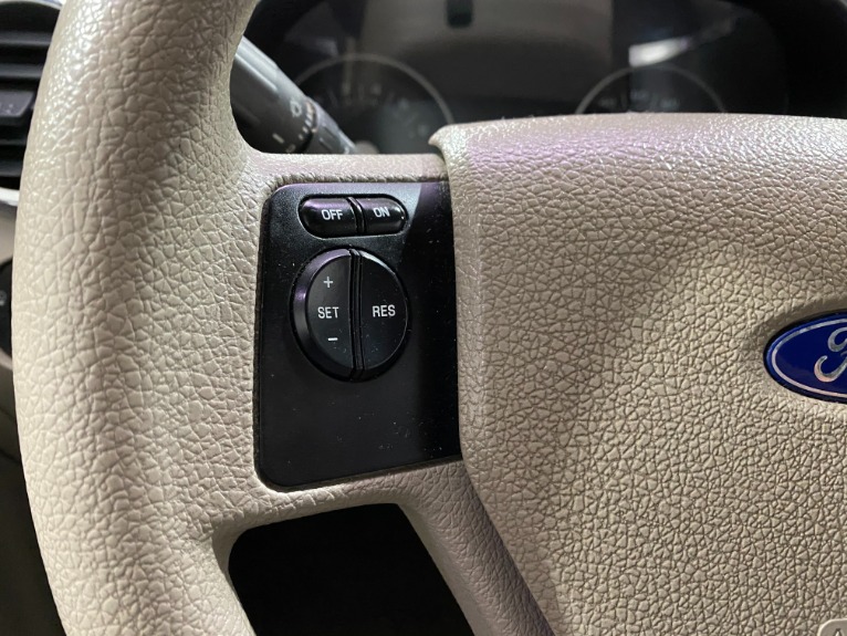 Used-2007-Ford-Explorer-XLT-W/-AdvanceTrac-RSC-RWD