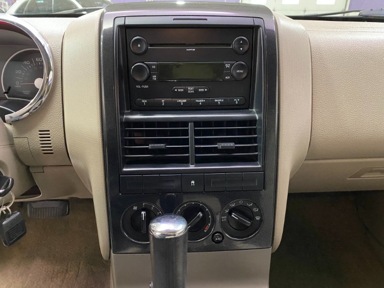 Used-2007-Ford-Explorer-XLT-W/-AdvanceTrac-RSC-RWD
