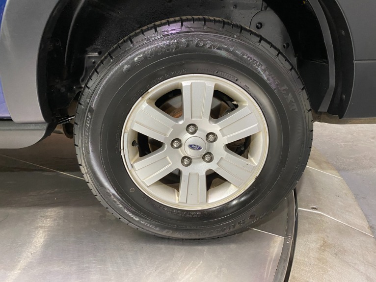 Used-2007-Ford-Explorer-XLT-W/-AdvanceTrac-RSC-RWD
