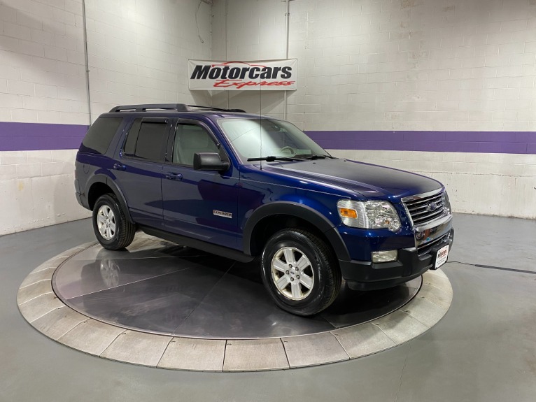 Used-2007-Ford-Explorer-XLT-W/-AdvanceTrac-RSC-RWD
