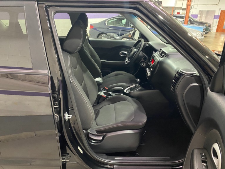 Used-2014-Kia-Soul-FWD