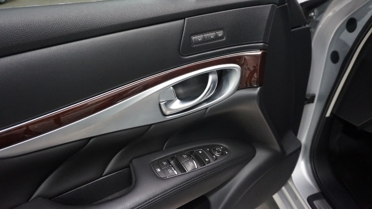 Used-2013-INFINITI-M37-x
