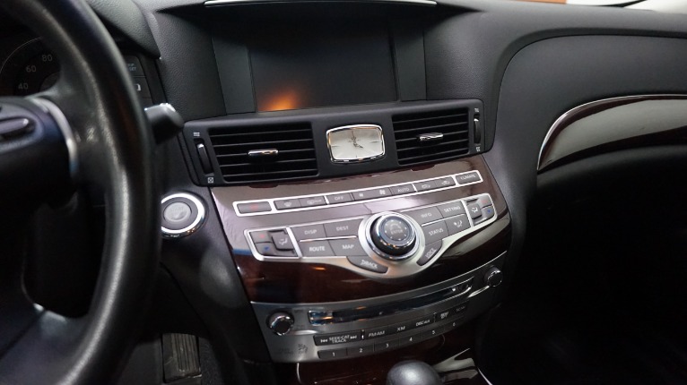Used-2013-INFINITI-M37-x